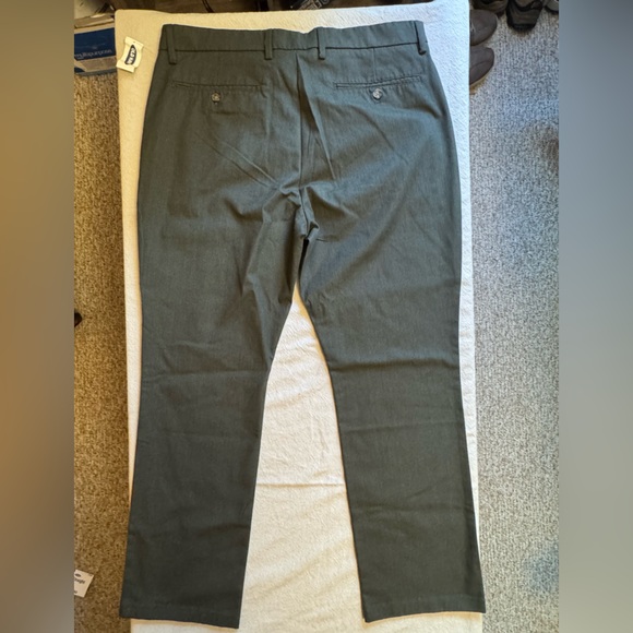 Old Navy Gray Chinos Flat Front Cotton Blend - Picture 4 of 4